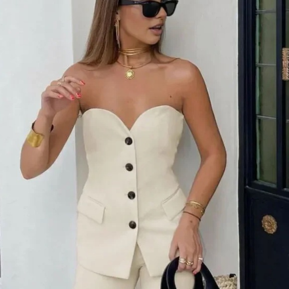 Commense Cream Strapless Button-Up Top - Picture 1 of 6